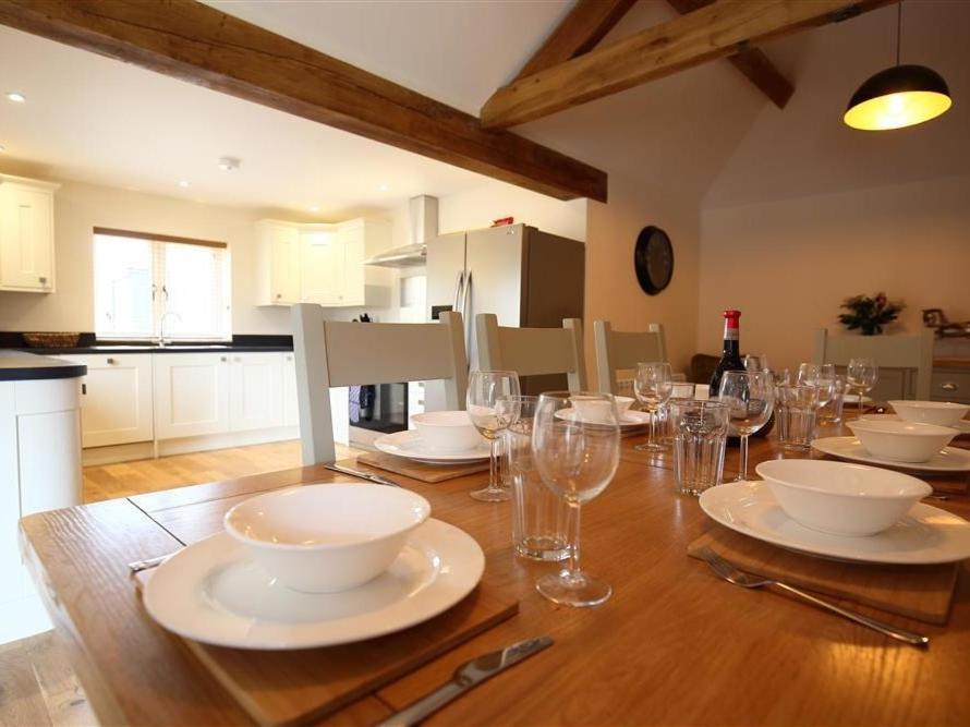 Park Stables Villa Wyck Rissington ภายนอก รูปภาพ